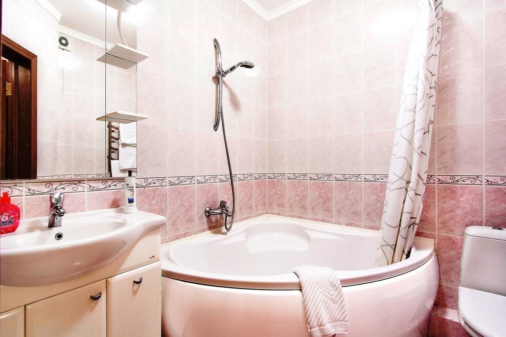 Apartment In Complex Korona On Knyazhyi Zaton 21 Kiev Oda fotoğraf