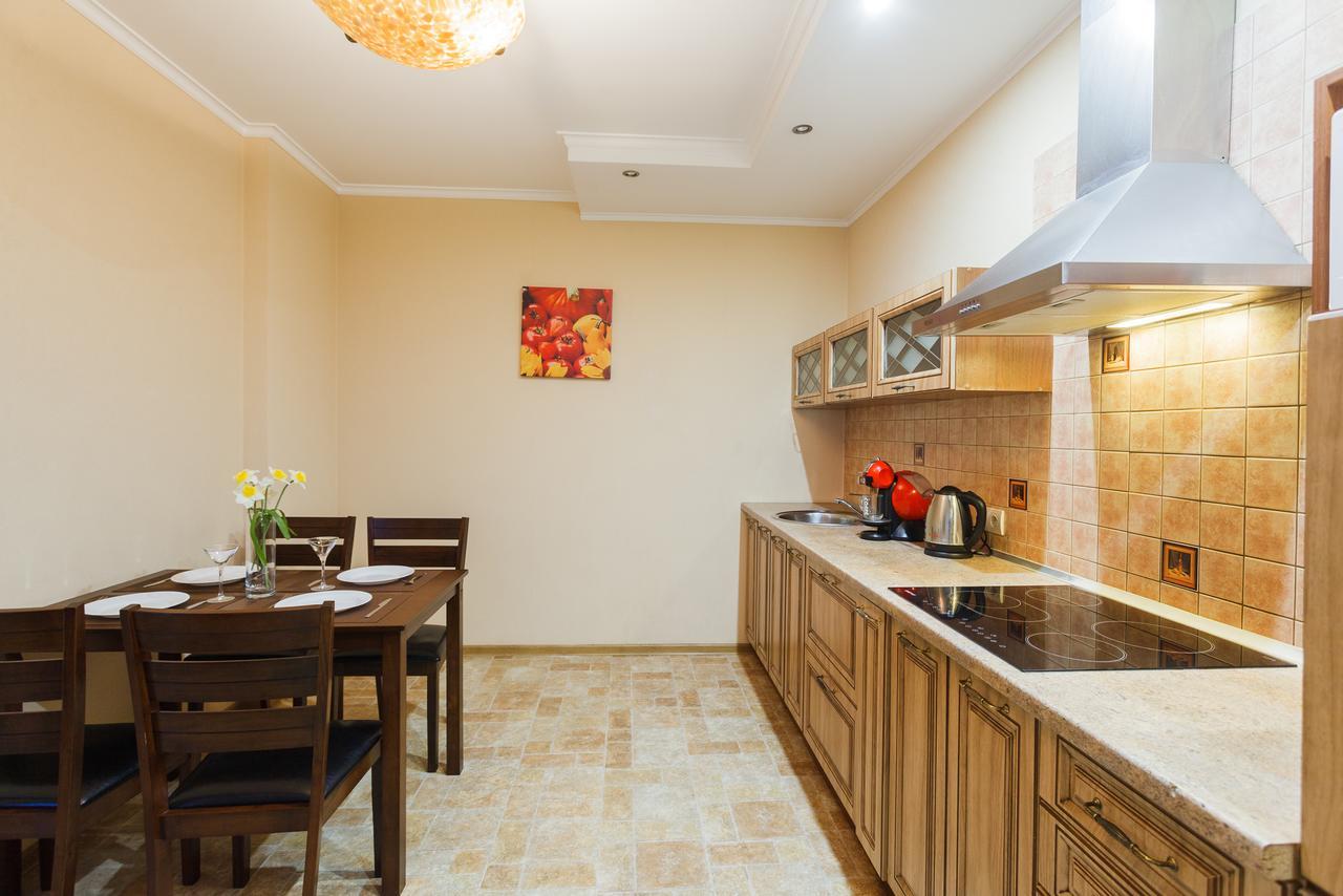 Apartment In Complex Korona On Knyazhyi Zaton 21 Kiev Dış mekan fotoğraf